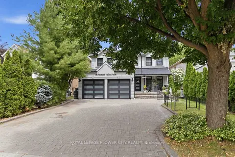 18 Pleasant Valley Place