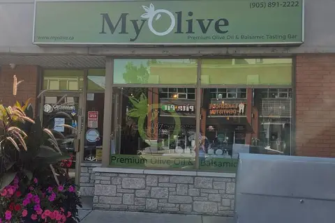 141 Lakeshore Road E 5