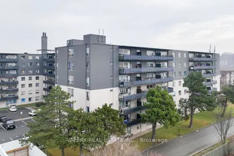 1450 Sheppard Avenue W 718