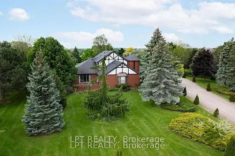 6 Fenton Way