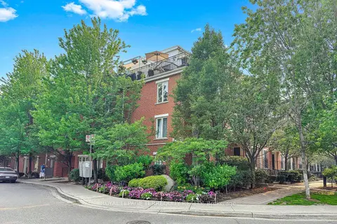 26 Laidlaw Street 1501C