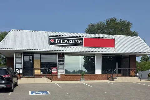 207 Cross Avenue B
