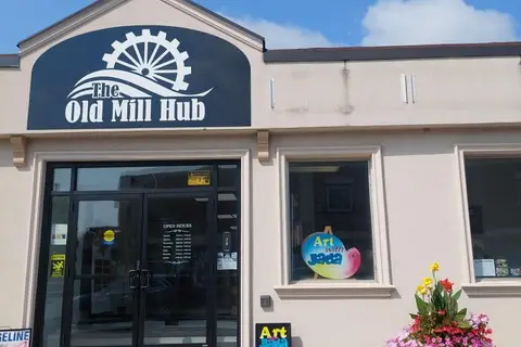 28 Mill Street 101