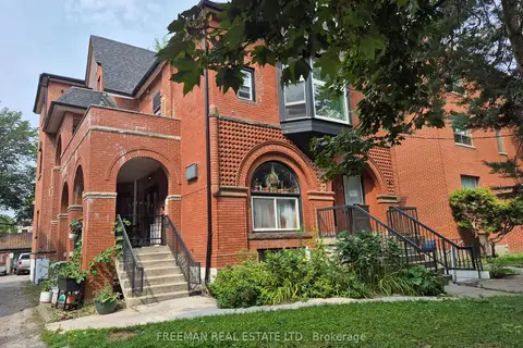 158 Dowling Avenue 204