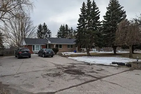 5006 Derry Road W