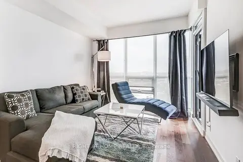 2212 Lake Shore Boulevard W 2710