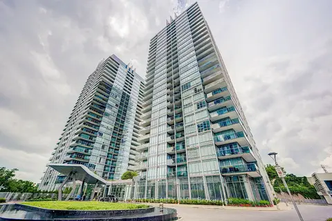 88 Park Lawn Road 801