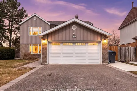 22 Madelaine Crescent