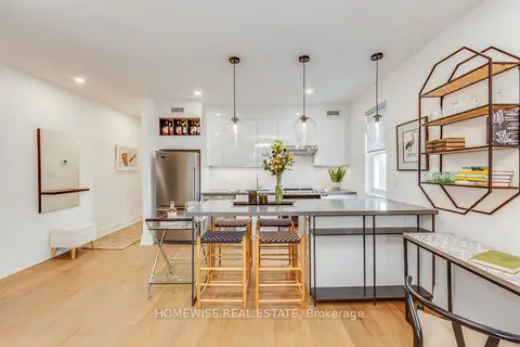 1340 W King Street W 101