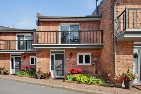 2136 Old Lakeshore Road 8