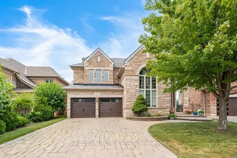 2395 Lyndhurst Drive