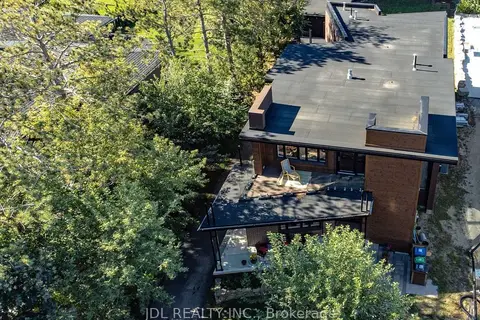 1436 Haig Boulevard