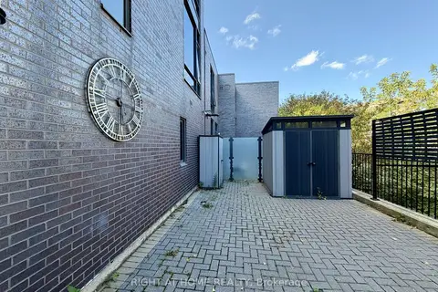 15 Valhalla Inn Road 1