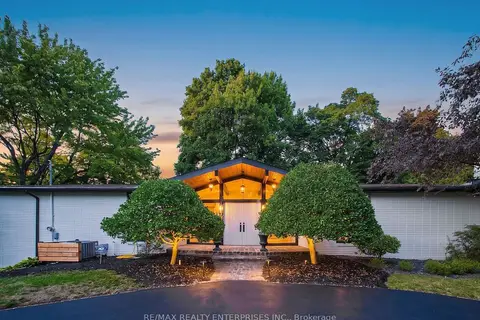 625 Sir Richards Road
