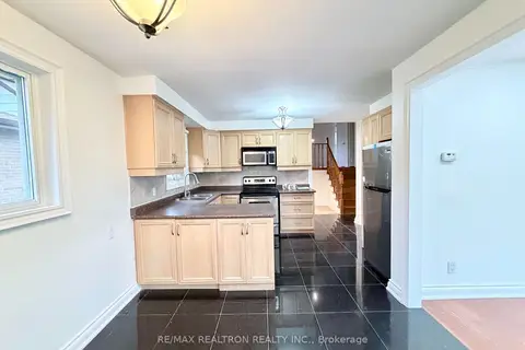 3948 Midhurst Lane Main Floor