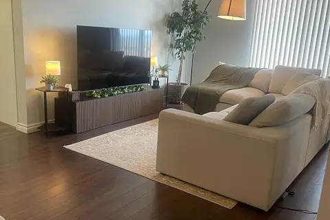 3555 DERRY Road E 810
