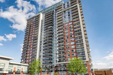 215 QUEEN Street E 225