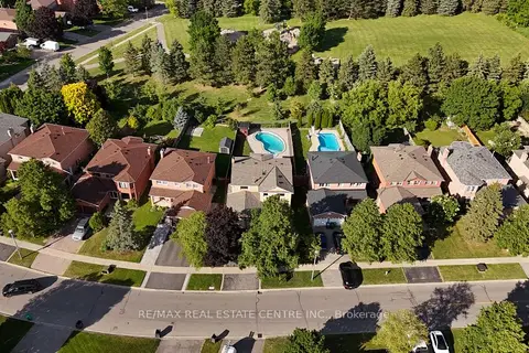 23 Deer Valley Drive
