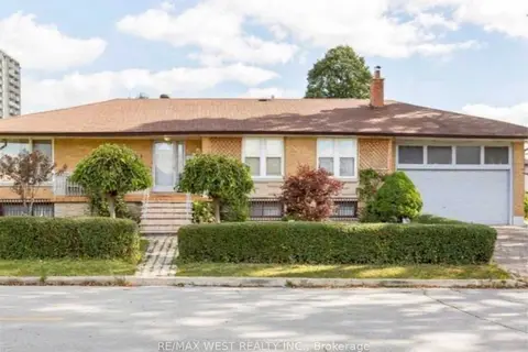 43 Playfair Avenue
