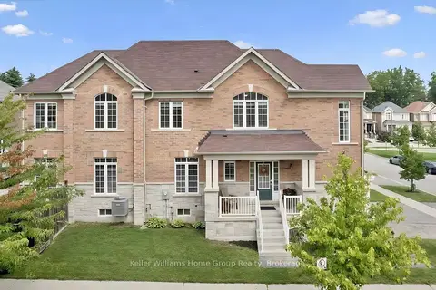 61 Ridgegate Crescent