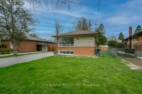 114 Wincott Drive Upper