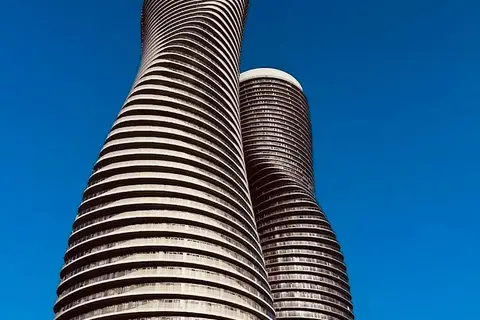 50 Absolute Avenue 4805