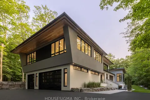 7 Maple Meadow Court