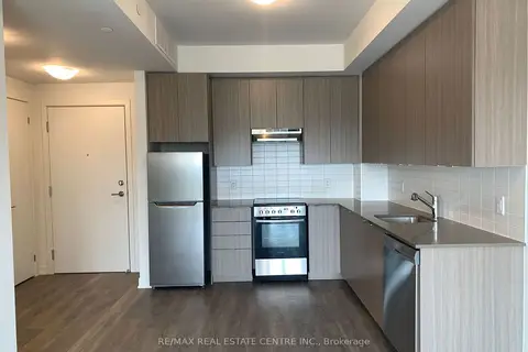 58 Sky Harbour Drive 209