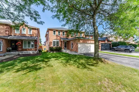 8 Livingston Drive