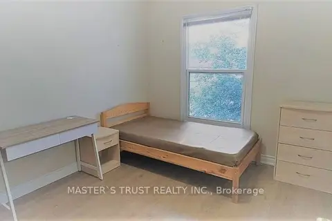 95 Orsett Street RM 2