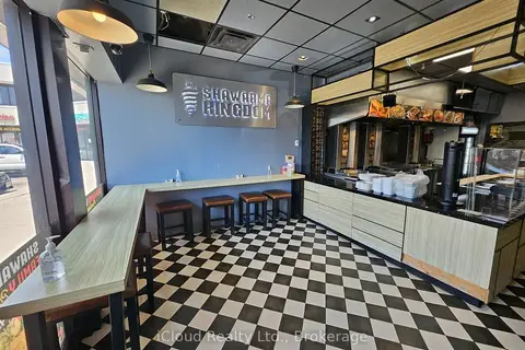 377 Burnhamthorpe Road E 4