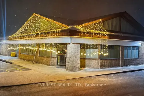 148 Queen Street E 9