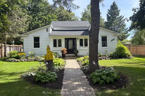 1429 Queen Street