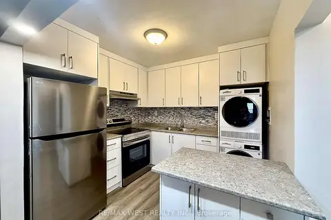 402 Royal York Road 2