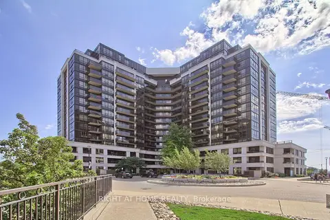 1060 Sheppard Avenue W Ph04