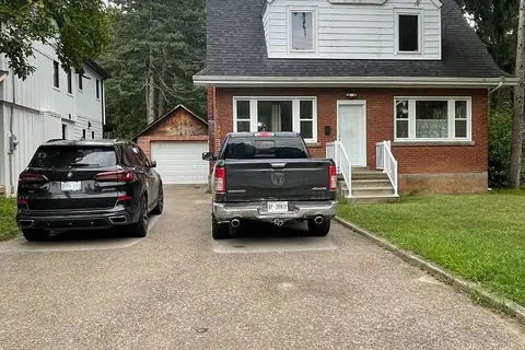 893 Lasalle Park Road