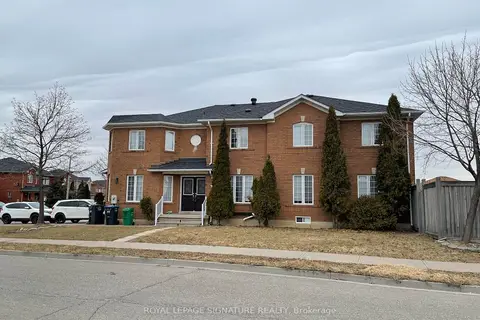 37 Whiteface Crescent