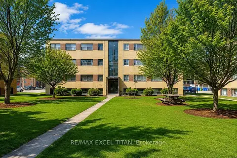 799 Robinson Street 10