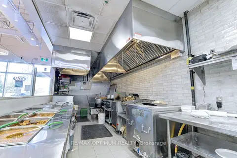 1 Glenn Hawthorne Boulevard 3