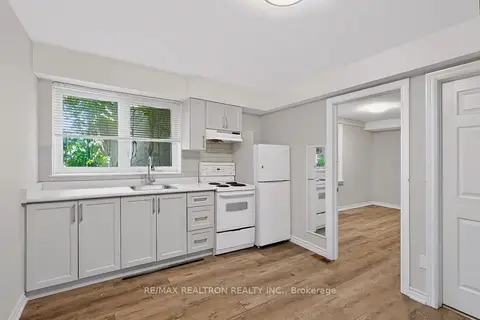 1576 Eglinton Avenue W 2
