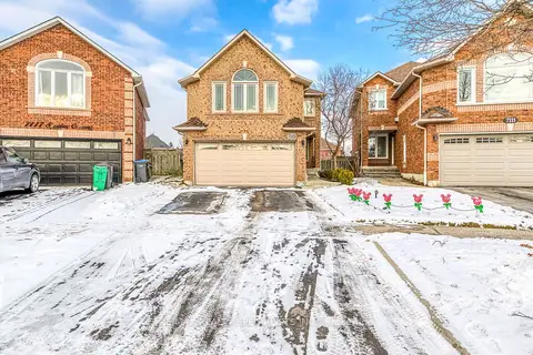 7115 Spyglass Crescent