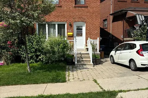 17 Holmesdale Crescent
