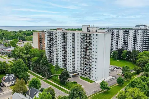 1100 Caven Street 1204