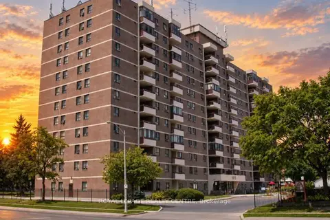 1615 Bloor Street E 504
