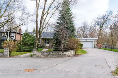 55 Van Dusen Boulevard