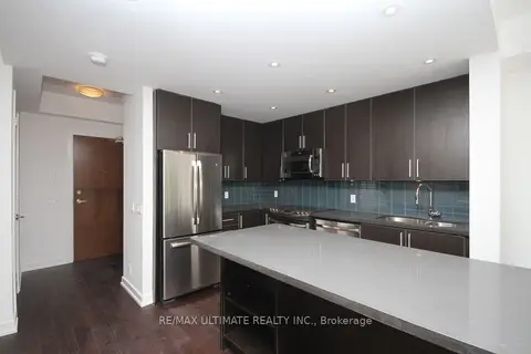 2212 Lake Shore Boulevard W TH1