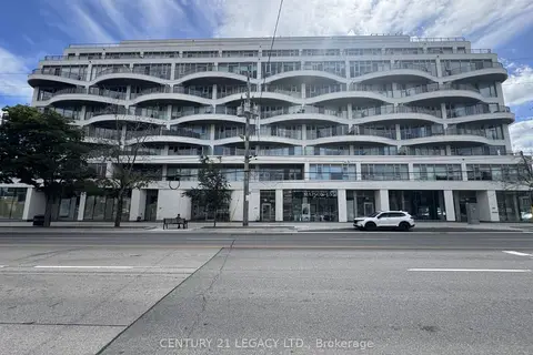 693B The Queensway