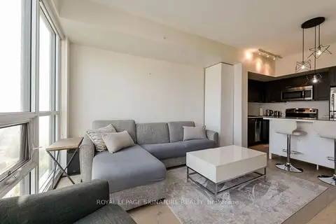 2212 Lake Shore Boulevard W 2209