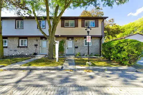 45 Hansen Road N 17