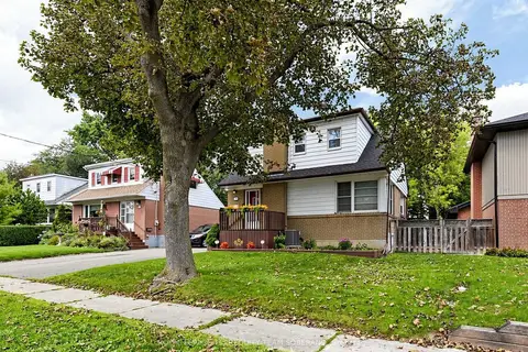 16 Clearbrooke Circle